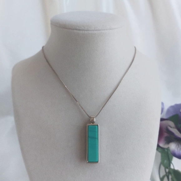 Express Faux Turquoise Necklace Long Gold Rectangle Minimalist Reversible EUC - Picture 10 of 10